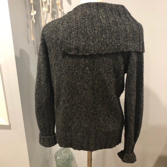 BCBGMaxAzria grey asymmetrical button sweater - Picture 4 of 8